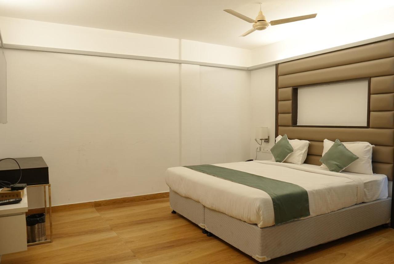 Hotel Konark Khammam Экстерьер фото